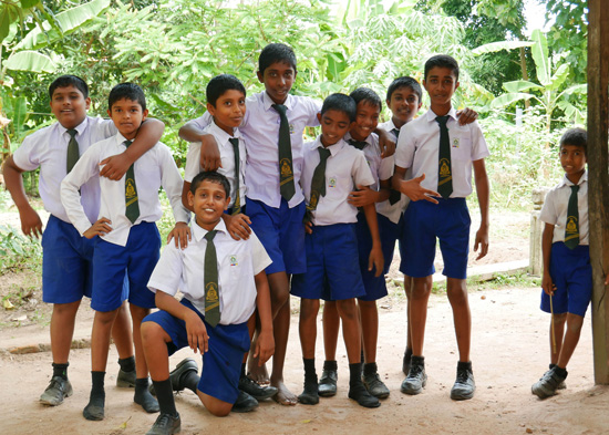 SERVE-Sri-Lanka-Professionals-Social-work-students