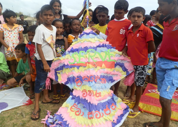 Children made a kite during Sapala Project